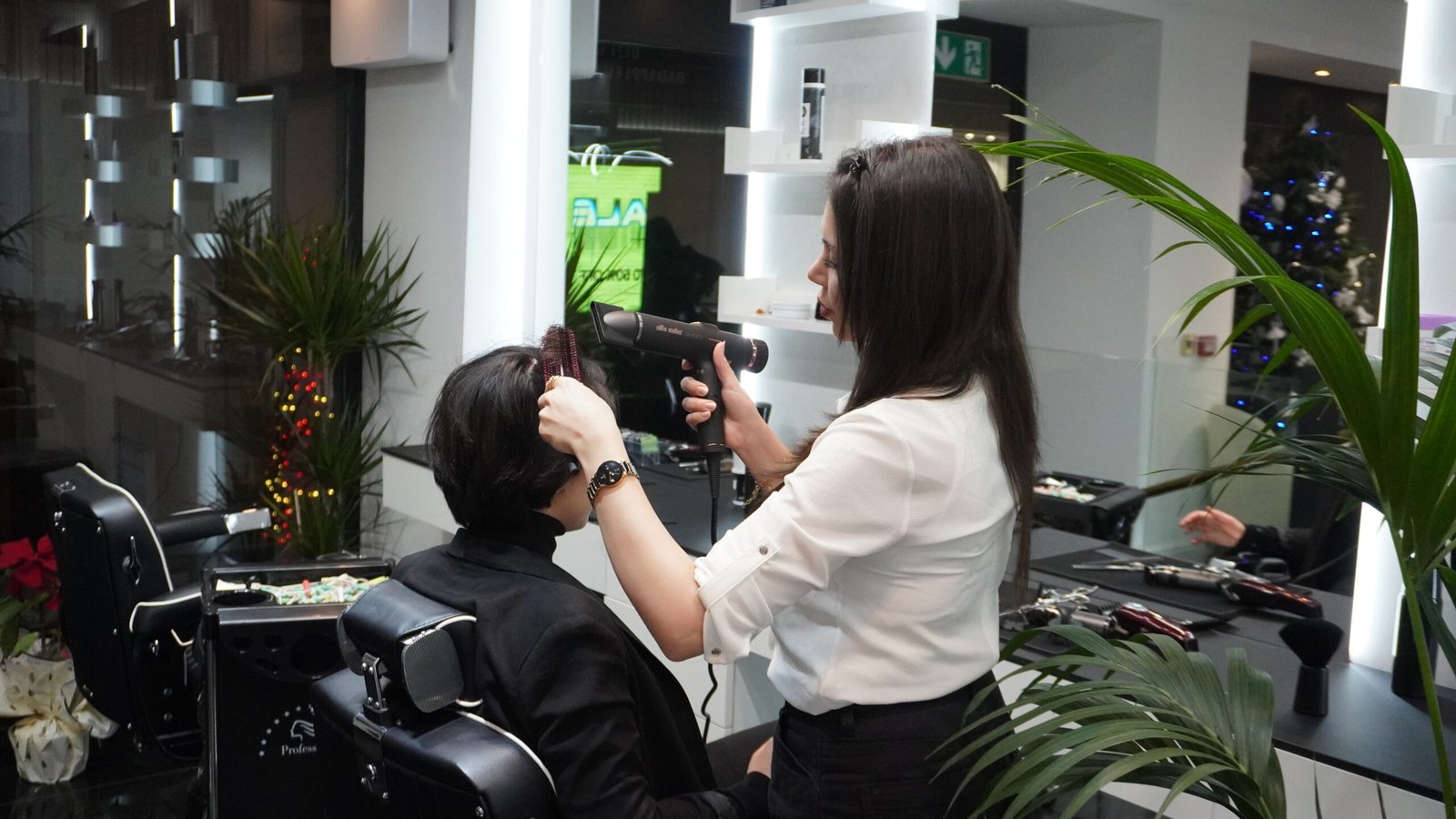 an image related to Hair and Beauty Tips and Tricks for Women: Enhance Your Style with Birmingham's Premier Salon - DSC00079 scaled